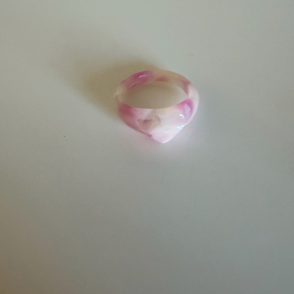 Uncommon James Pink and White Acrylic Heart Ring - Picture 3 of 3